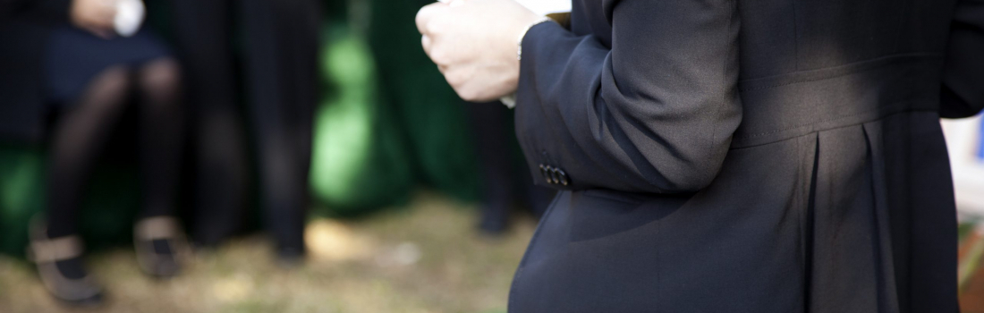 3 Ideas To Help Plan A Graveside Service